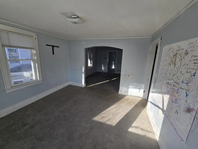 $224,900 | 1221 Ross Avenue, St. Paul, MN 55106