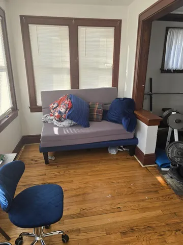 $224,900 | 1221 Ross Avenue, St. Paul, MN 55106