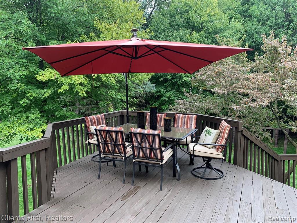 31231 Country Ridge Circle Farmington Hills, MI 48331 - Photo 24 of 73