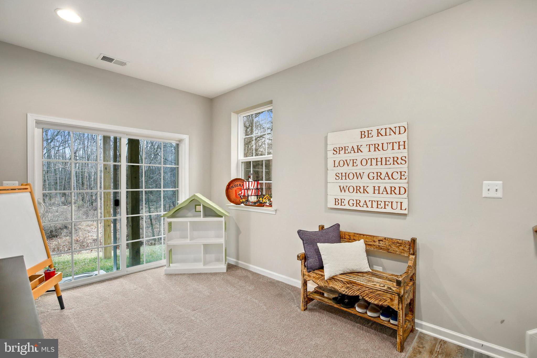 934 Morgan Run Road Baltimore, MD 21220 - Photo 5 of 53