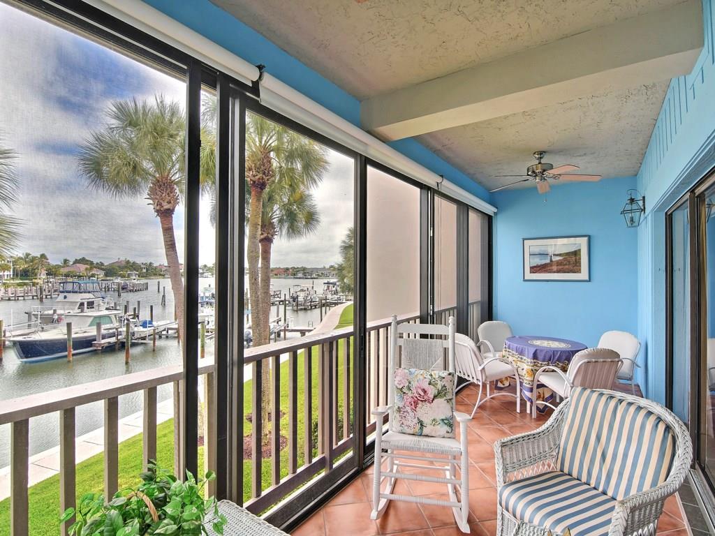 1880 Bay Road, Unit 220I Vero Beach, FL 32963 - Photo 4 of 28