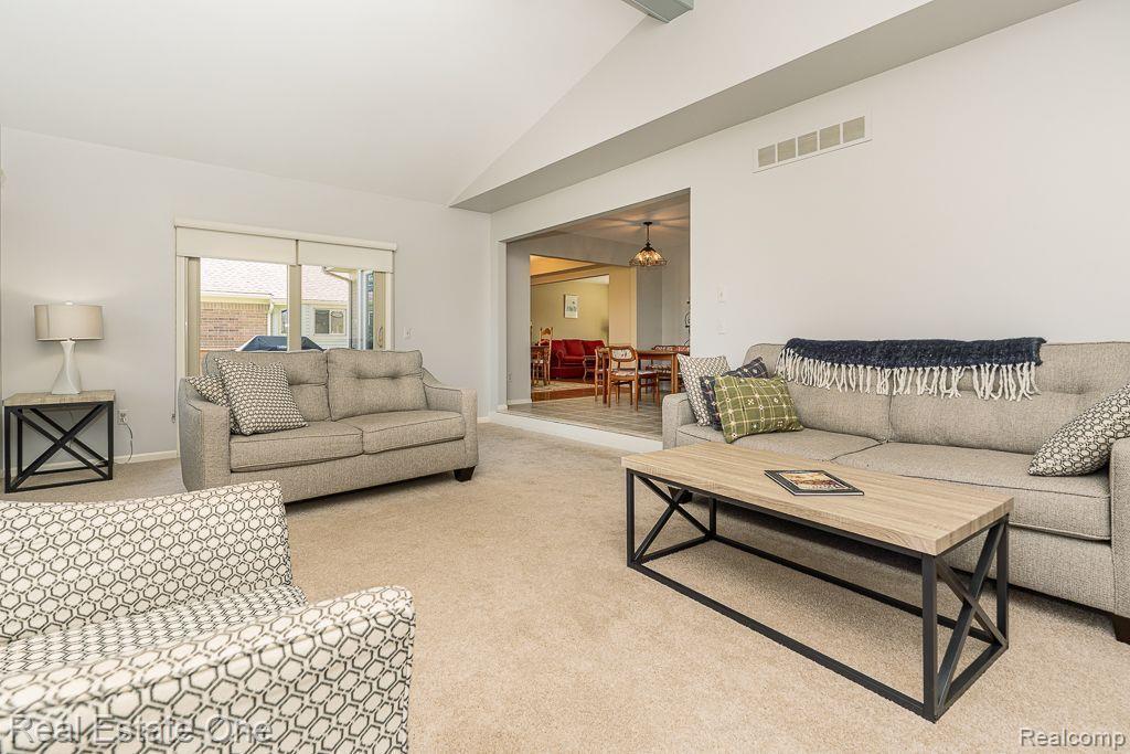 185 Windrift Rochester Hills, MI 48307 - Photo 27 of 51 Gallery Image 27