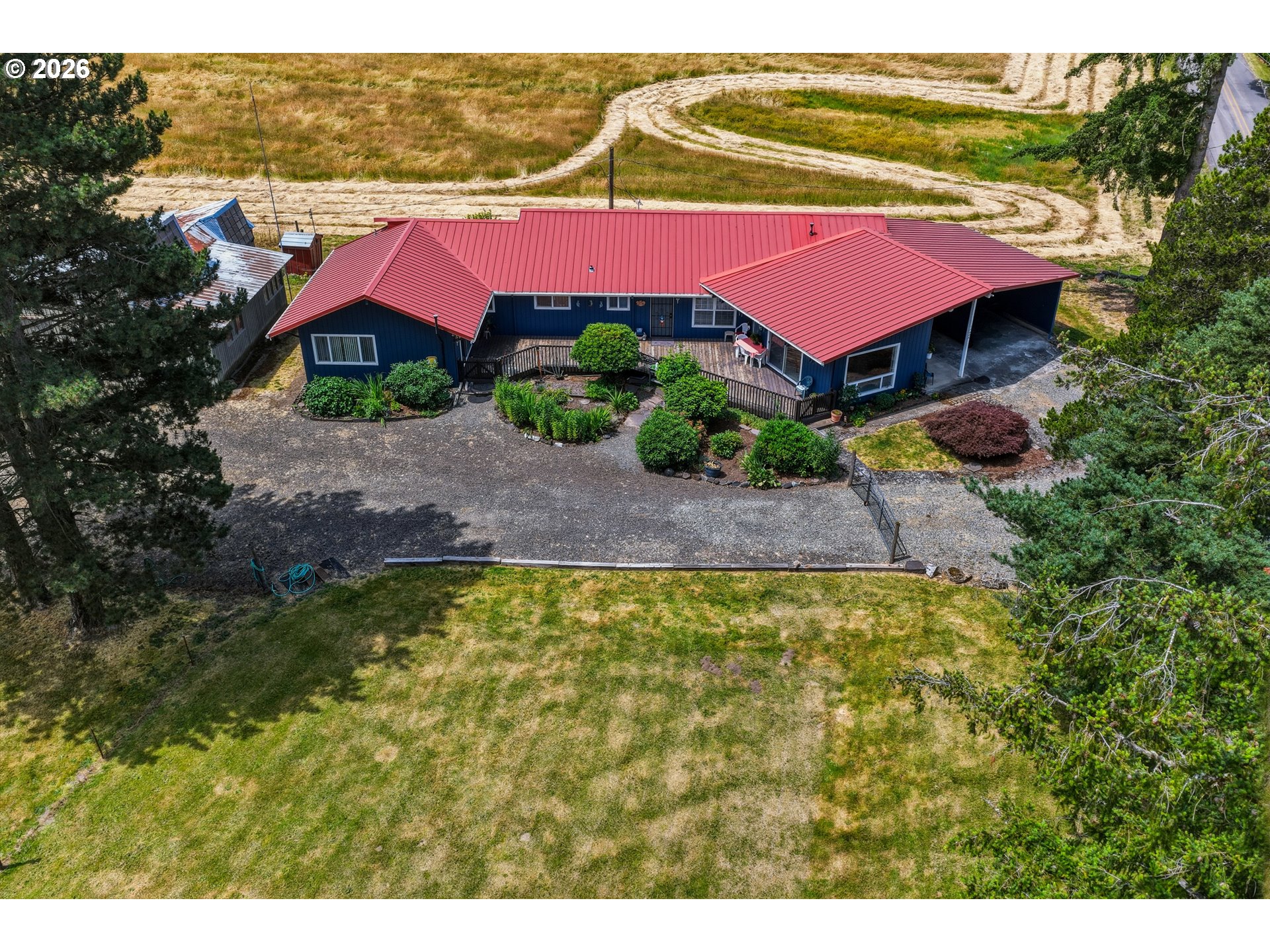 13606 South Vick Road Molalla, OR 97038 - Photo 2 of 46