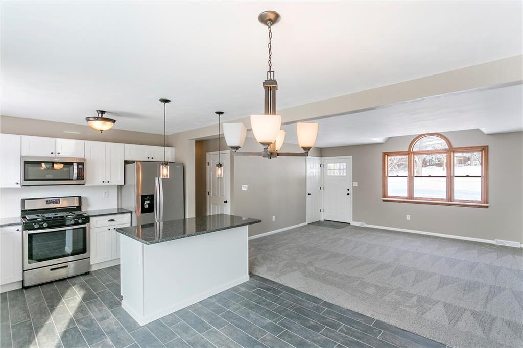 121 Palmer Road Pittsburgh, PA 15239 - Photo 2 of 20