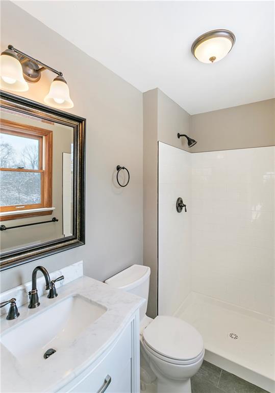 121 Palmer Road Pittsburgh, PA 15239 - Photo 10 of 20