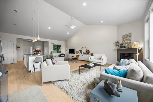 $549,900 | 6002 Woodvine Rise, Canandaigua, NY 14424