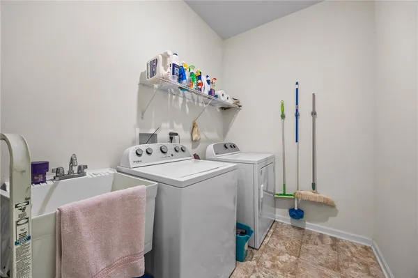 $549,900 | 6002 Woodvine Rise, Canandaigua, NY 14424