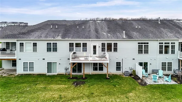 $549,900 | 6002 Woodvine Rise, Canandaigua, NY 14424