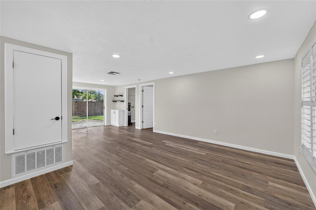 522 Highview Circle North Brandon, FL 33510 - Photo 25 of 57