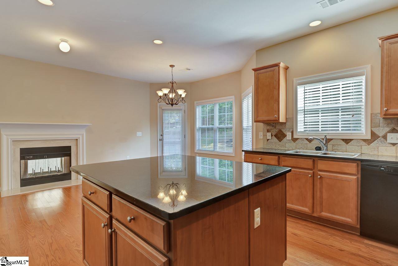 5 Springhead Way Greer, SC 29650 - Photo 6 of 29 Gallery Image 6