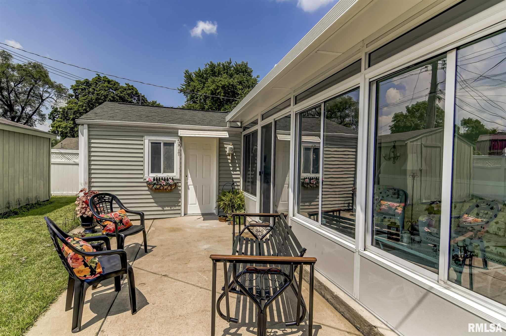 2310 East Black Avenue Springfield, IL 62702 - Photo 13 of 14 Gallery Image 13