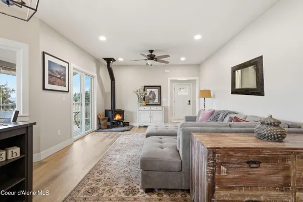 $794,000 | 312 Ellisport Street, Hope, ID 83836