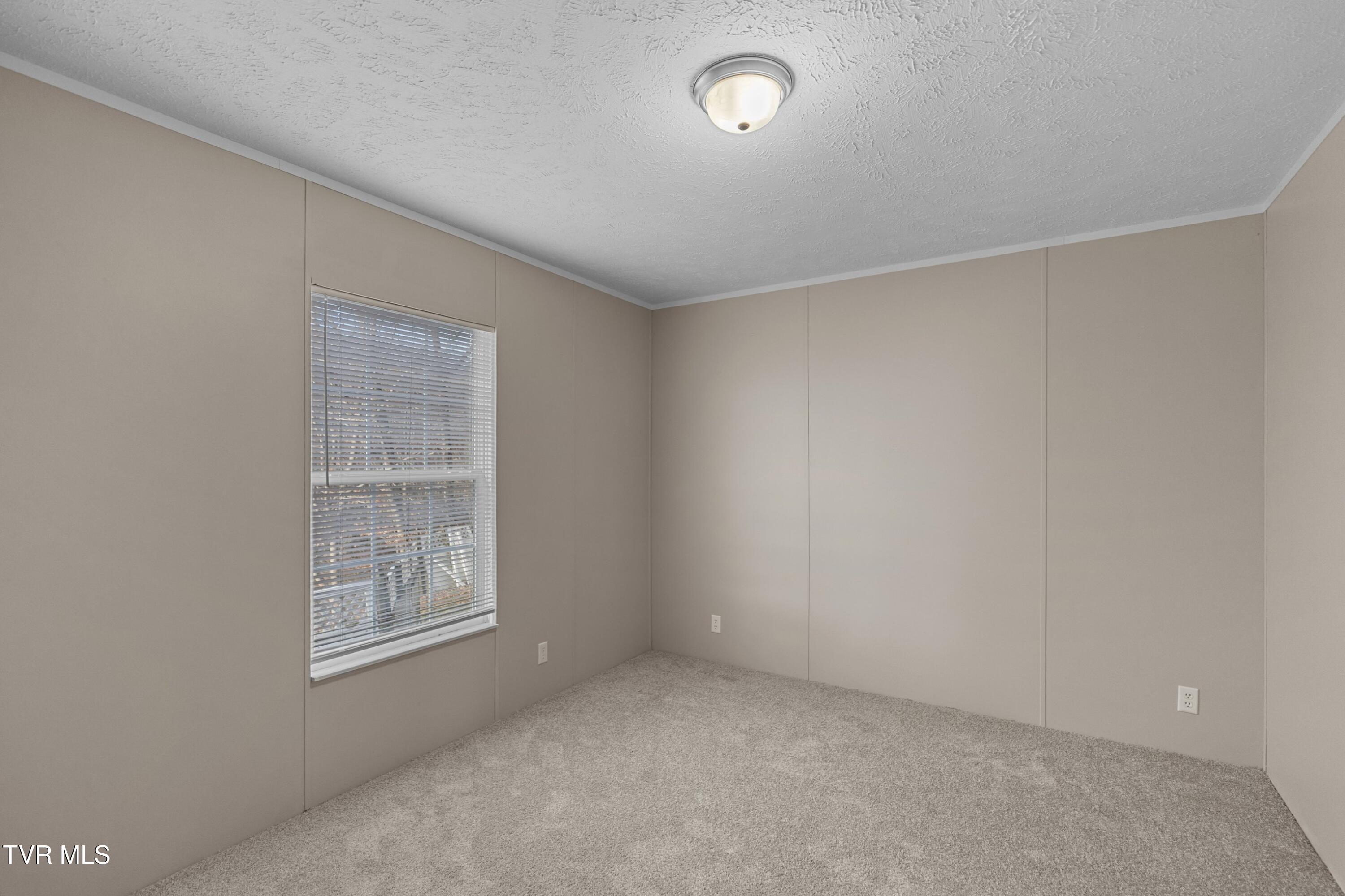 311 Spring Street Clinton, TN 37716 - Photo 22 of 40 021-311SpringStreet-Clinton-TN-37716-SMA