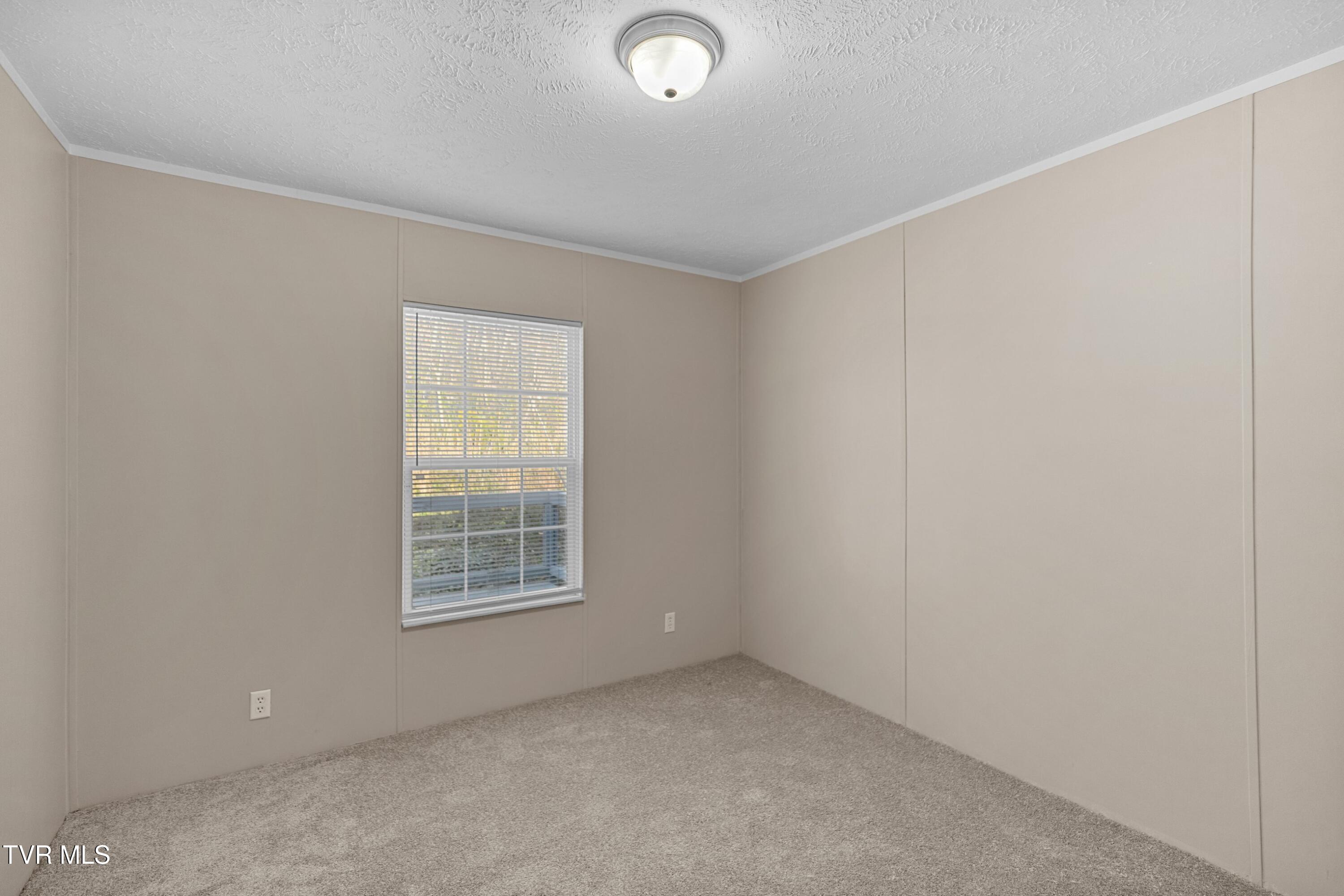 311 Spring Street Clinton, TN 37716 - Photo 25 of 40 024-311SpringStreet-Clinton-TN-37716-SMA