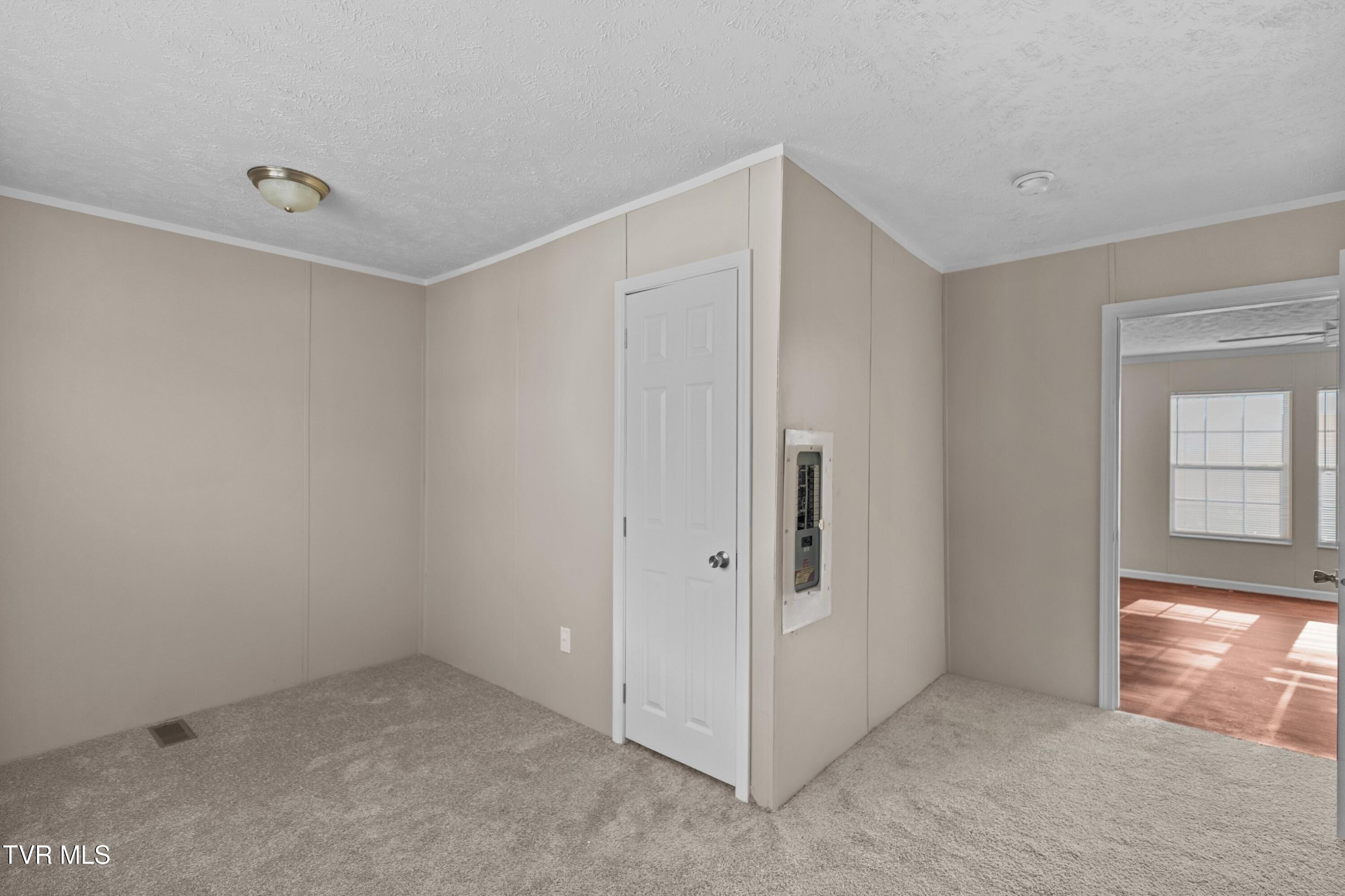 311 Spring Street Clinton, TN 37716 - Photo 28 of 40 027-311SpringStreet-Clinton-TN-37716-SMA