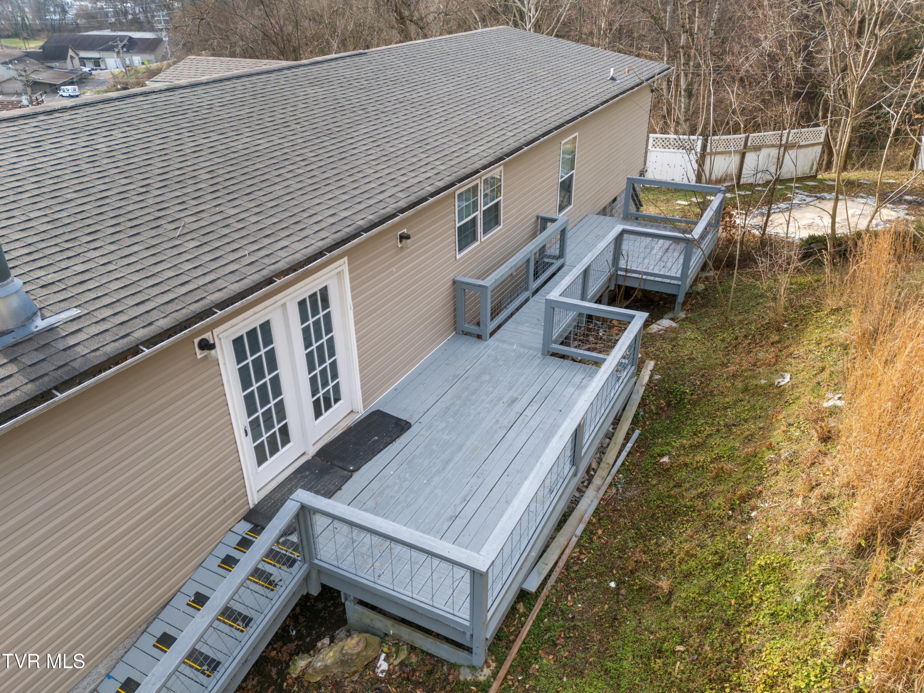 311 Spring Street Clinton, TN 37716 - Photo 33 of 40 033-311SpringStreet-Clinton-TN-37716-SMA