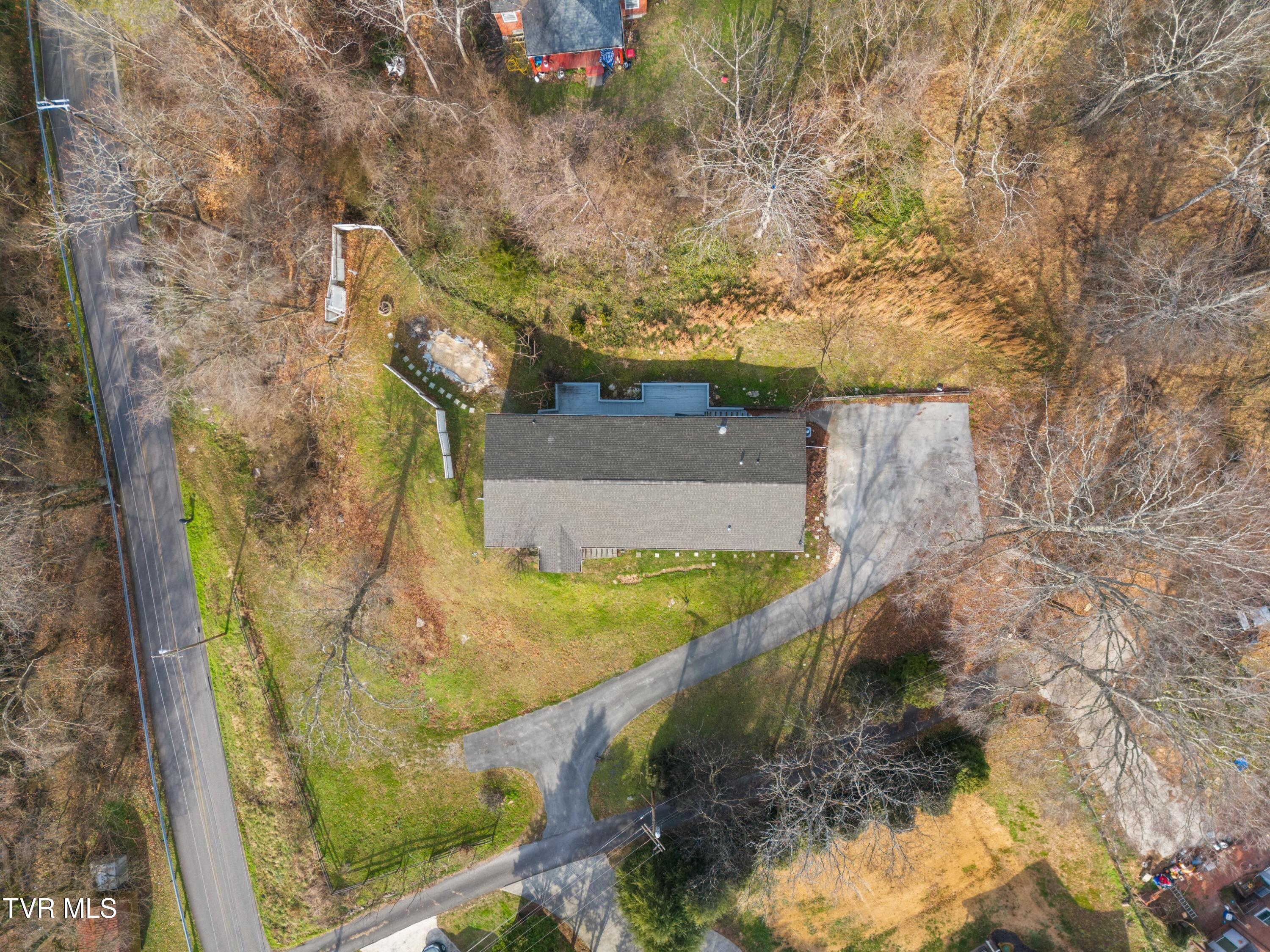 311 Spring Street Clinton, TN 37716 - Photo 36 of 40 037-311SpringStreet-Clinton-TN-37716-SMA