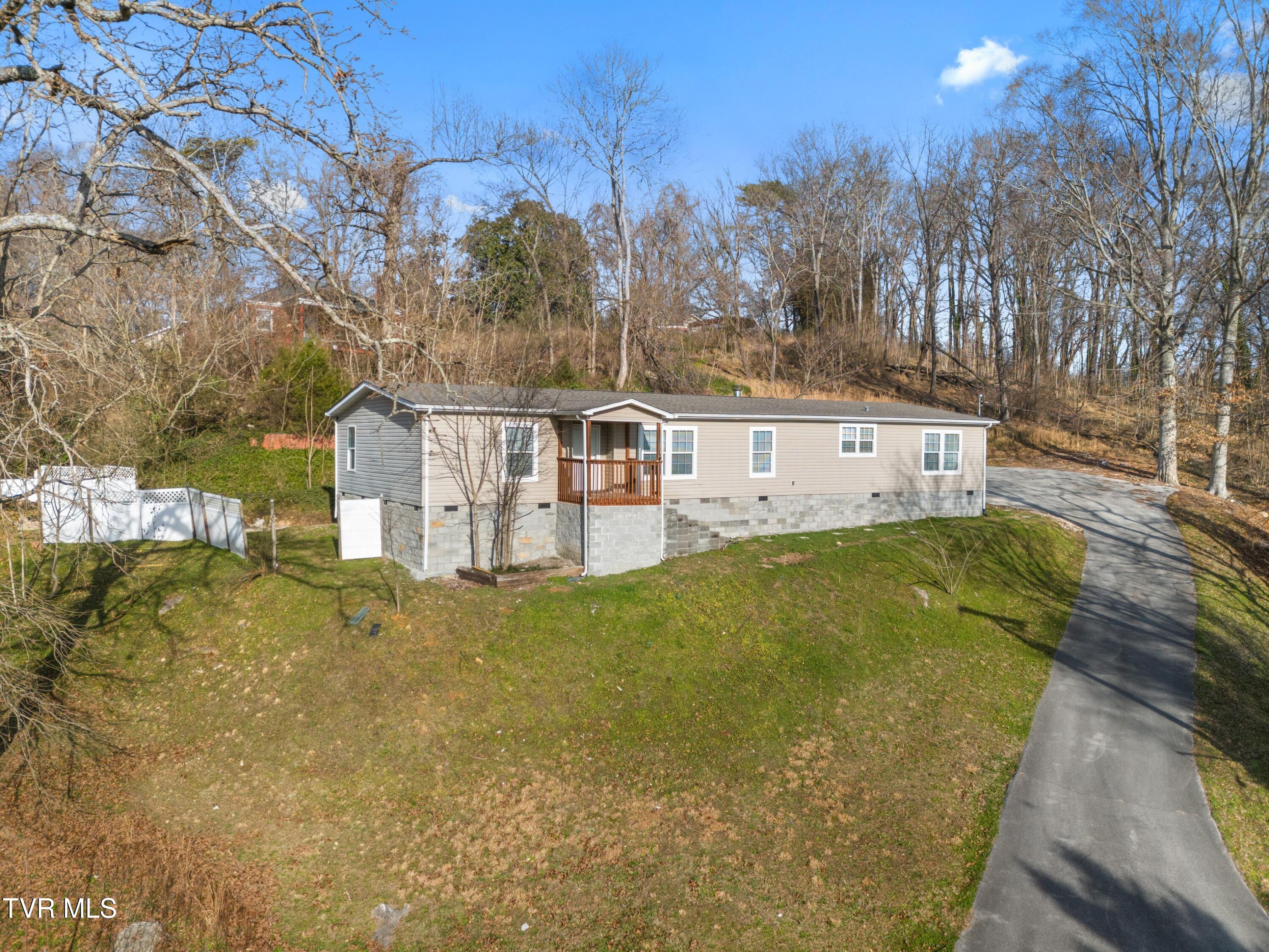 311 Spring Street Clinton, TN 37716 - Photo 40 of 40 042-311SpringStreet-Clinton-TN-37716-SMA