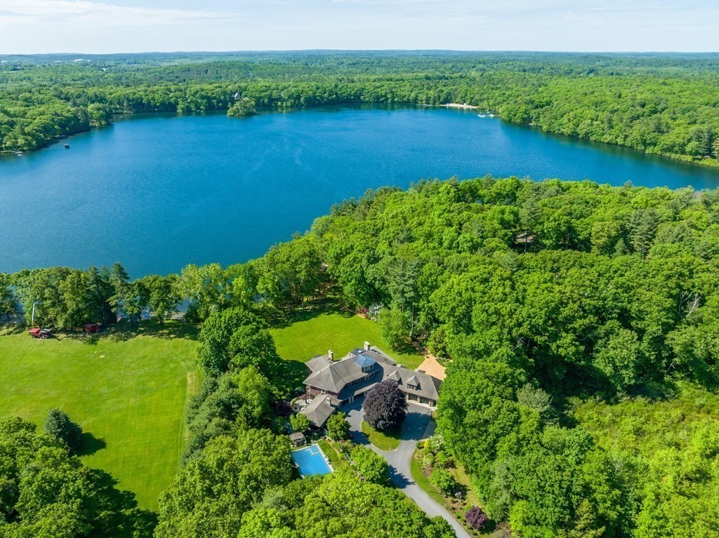 134 Farm Road Sherborn, MA 01770 - Photo 2 of 38