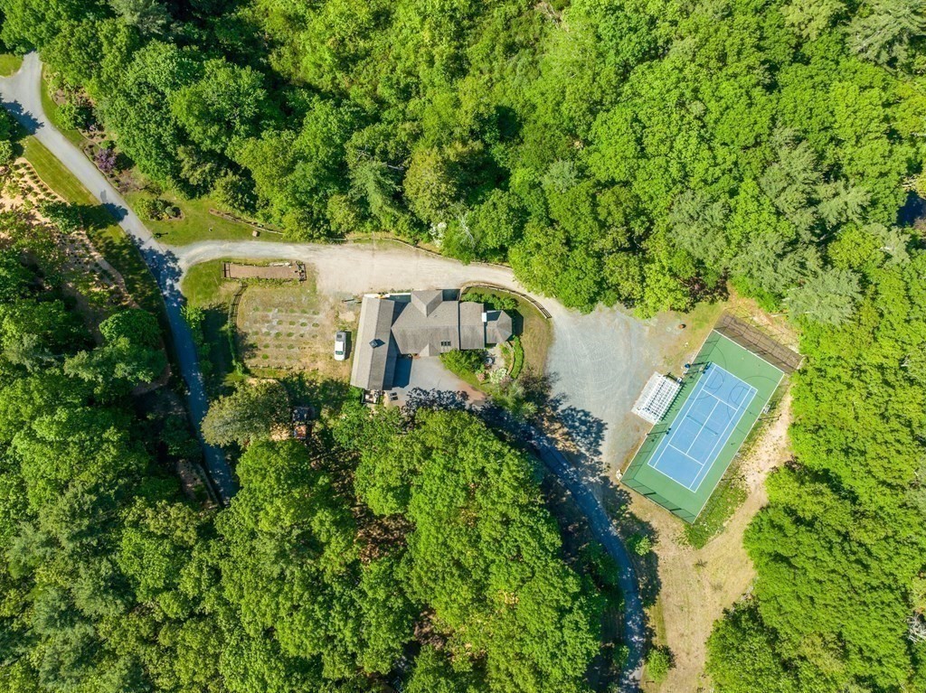 134 Farm Road Sherborn, MA 01770 - Photo 33 of 38