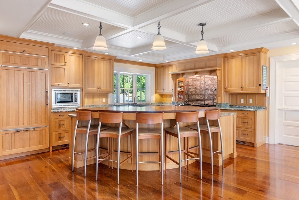 134 Farm Road Sherborn, MA 01770 - Photo 5 of 38