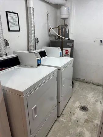 $1,800 | 215 Southeast 3rd Avenue, Unit 305A, Hallandale Beach, FL 33009