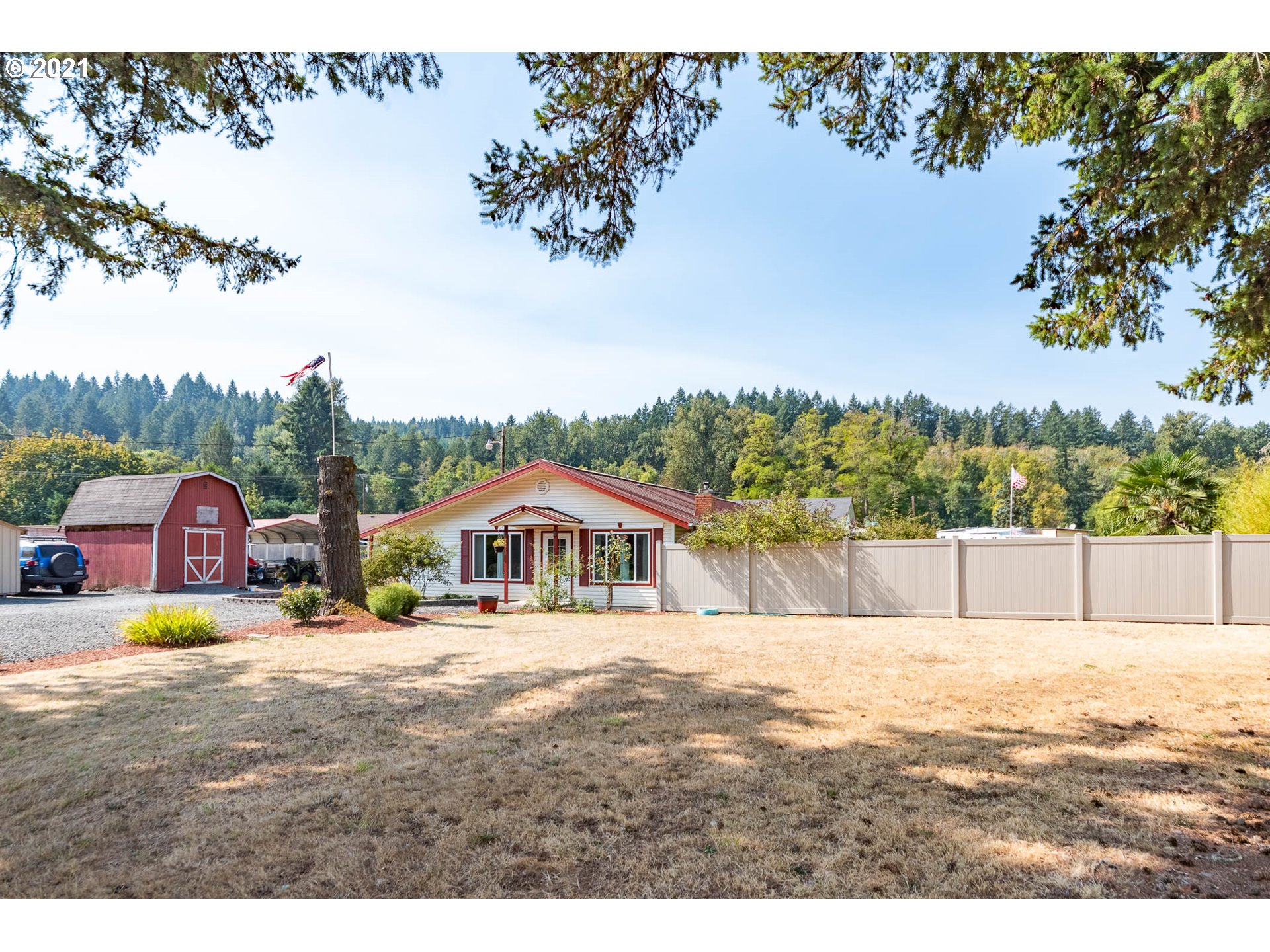 38383 Dexter Road Dexter, OR 97431 - Photo 28 of 32 a view of swimming pool with a yard