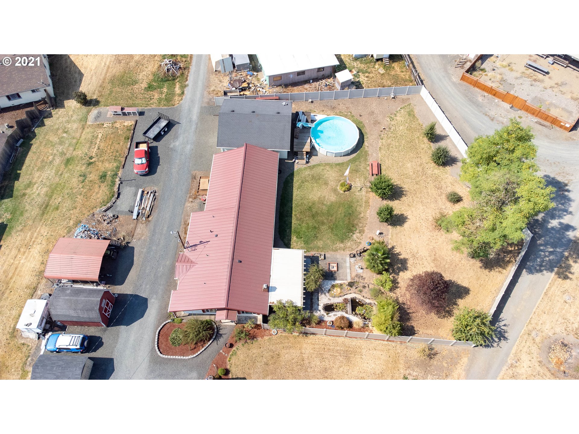 38383 Dexter Road Dexter, OR 97431 - Photo 29 of 32 a picture of a house with outdoor seating