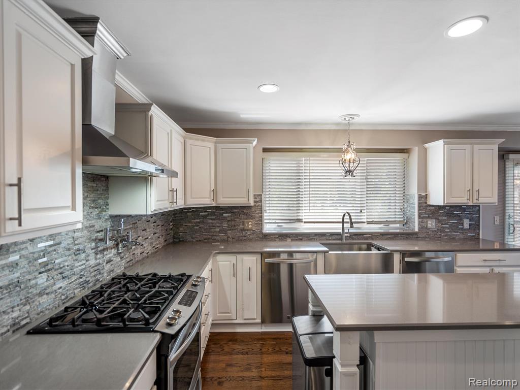 1262 Tulberry Circle Rochester, MI 48306 - Photo 18 of 50