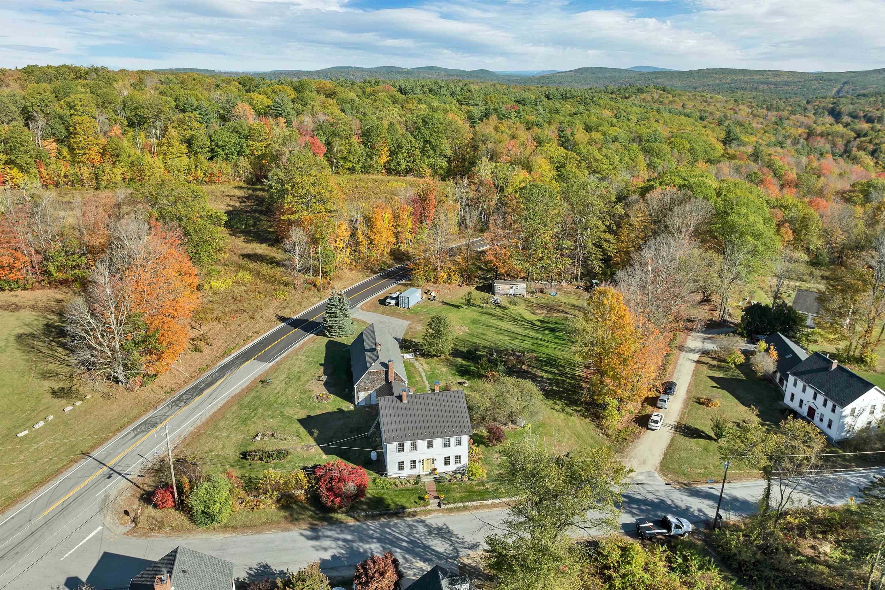 9 Reservoir Road Deering, NH 03244 - Photo 4 of 57