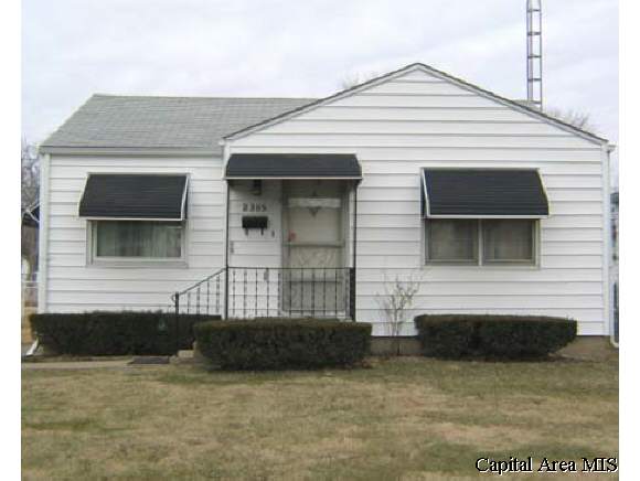 2305 Grandview Avenue Springfield, IL 62702 - Photo 1 of 8 Gallery Image 1