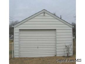2305 Grandview Avenue Springfield, IL 62702 - Photo 3 of 8 Gallery Image 3
