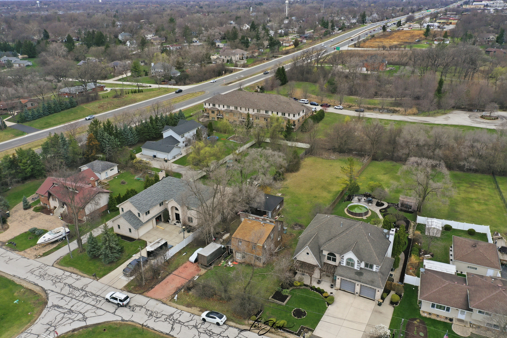 115 Hillside Lane Burr Ridge, IL 60527 - Photo 5 of 9