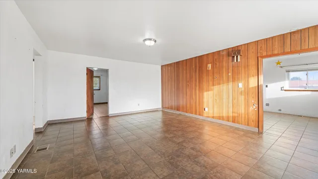 a kitchen that has a sink and a cabinets