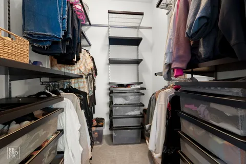 $359,000 | 2811 North Bell Avenue, Unit 403, Chicago, IL 60618