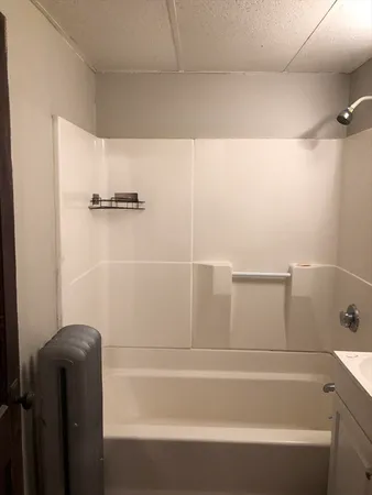 $1,599 | 19 Summerhill Avenue, Unit D, Worcester, MA 01606