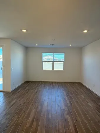 $2,550 | 17816 West Coolidge Street, Goodyear, AZ 85395