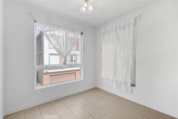 $4,950 | 2581 Arvia Street, Unit 24, Los Angeles, CA 90065