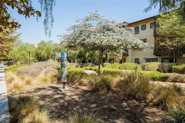 $4,950 | 2581 Arvia Street, Unit 24, Los Angeles, CA 90065