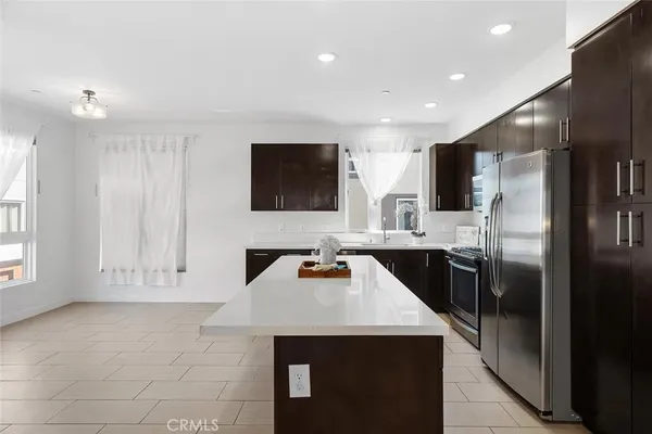 $4,950 | 2581 Arvia Street, Unit 24, Los Angeles, CA 90065