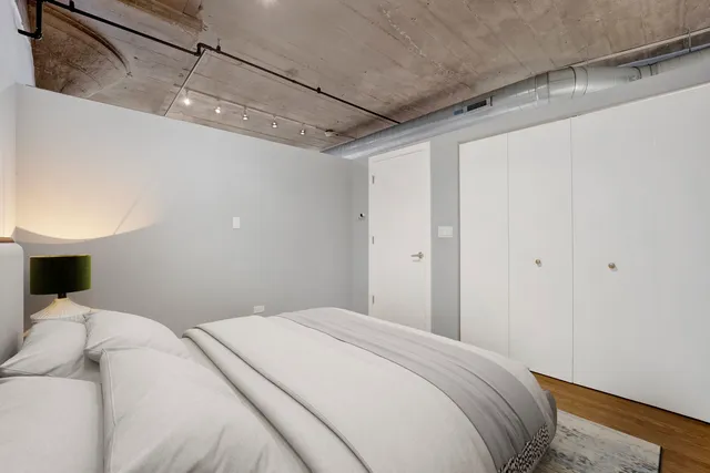 a view of a pathway both side of the house