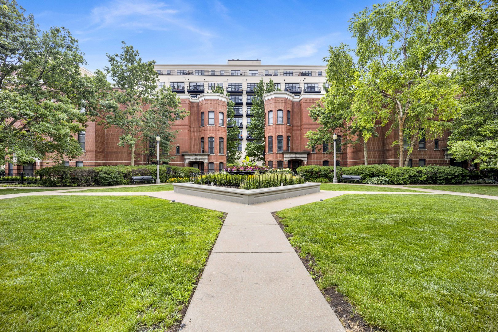 1111 West 15th Street, Unit 224 Chicago, IL 60608 - Photo 44 of 73