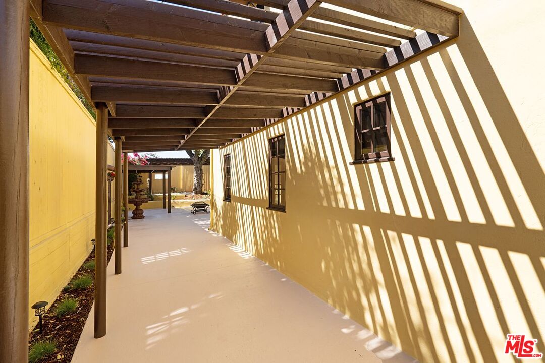 3932 Roderick Road Los Angeles, CA 90065 - Photo 36 of 43 a view of a porch