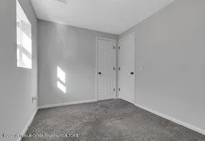 a view of empty room with window