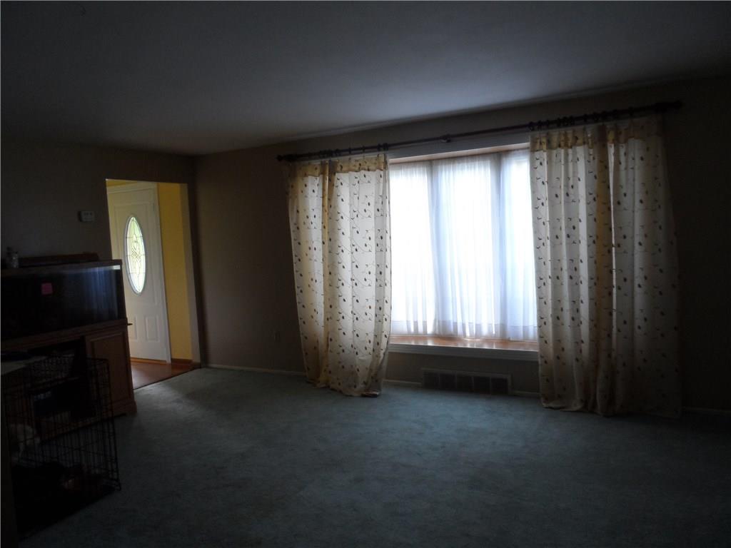 1847 Red Coach Road Allison Park, PA 15101 - Photo 4 of 24 Gallery Image 4