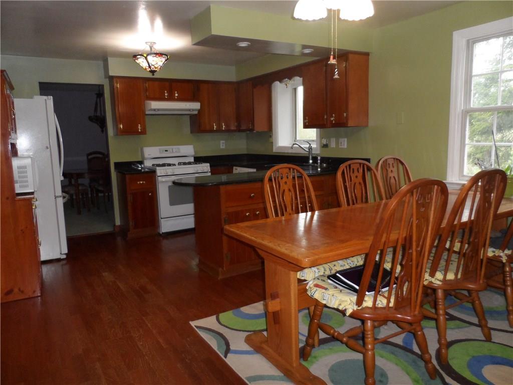 1847 Red Coach Road Allison Park, PA 15101 - Photo 6 of 24 Kitchen