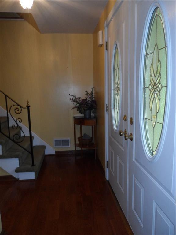 1847 Red Coach Road Allison Park, PA 15101 - Photo 9 of 24 Entrance