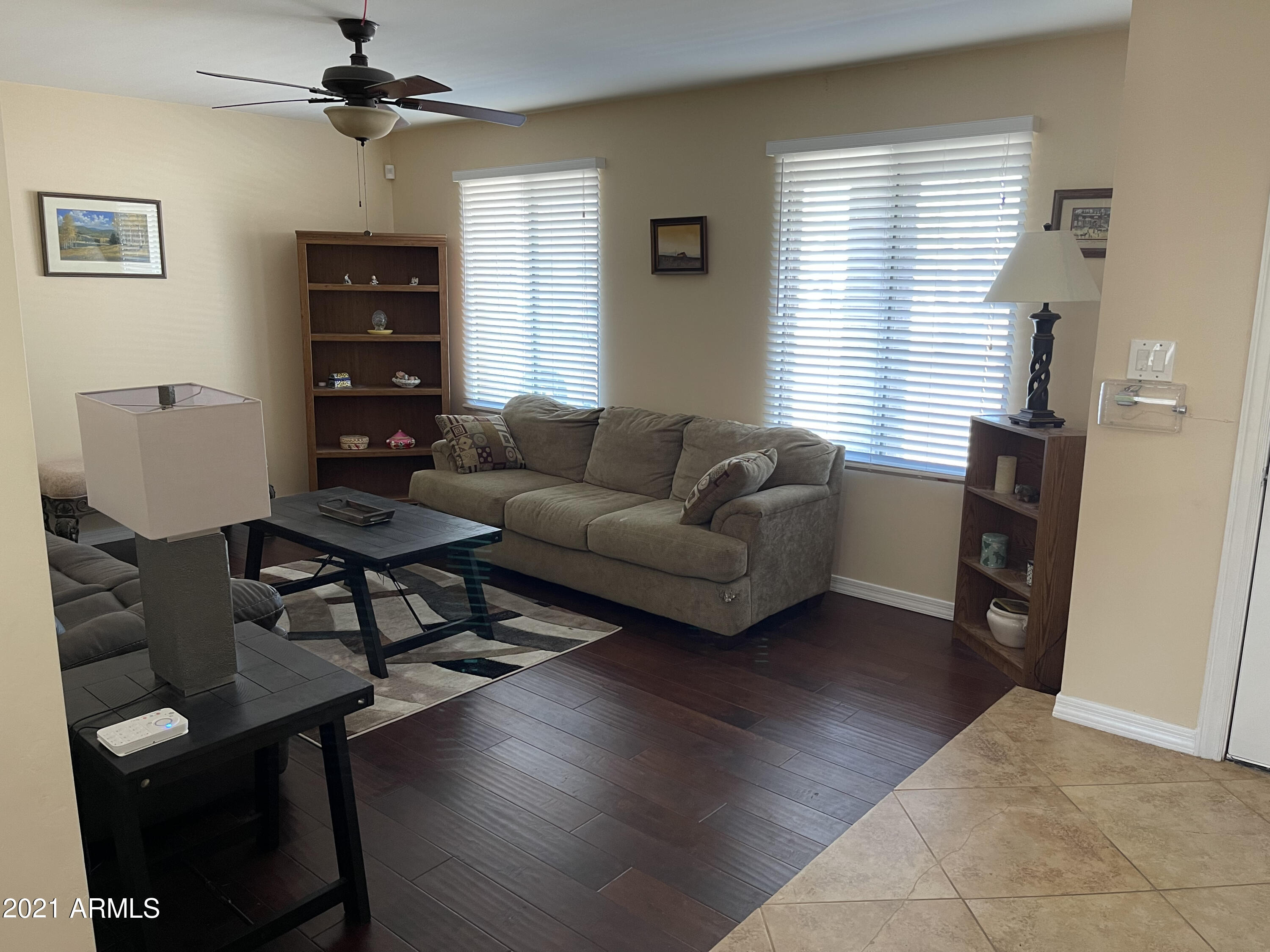 3621 East Wethersfield Road Phoenix, AZ 85032 - Photo 3 of 26 livingroom2