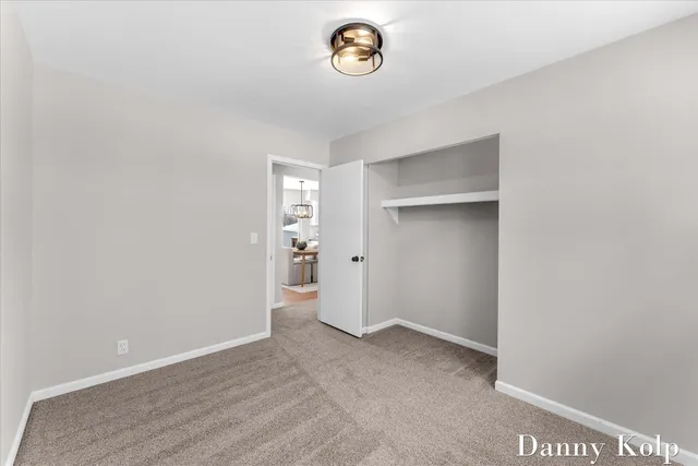 $349,900 | 1701 Carlton Avenue Northeast, Grand Rapids, MI 49505