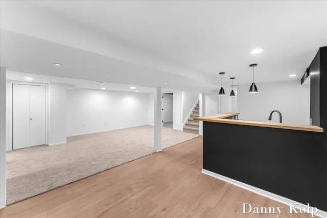 $349,900 | 1701 Carlton Avenue Northeast, Grand Rapids, MI 49505